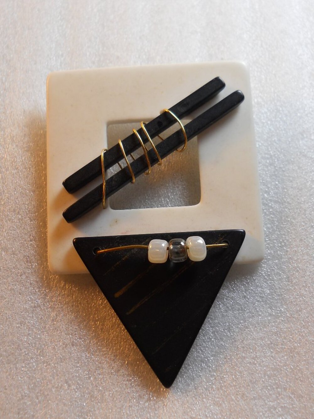 Geometric Minimalist Pin   531